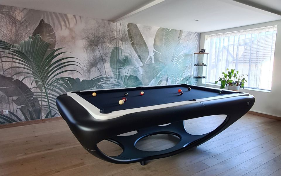 The Whitelight pool table