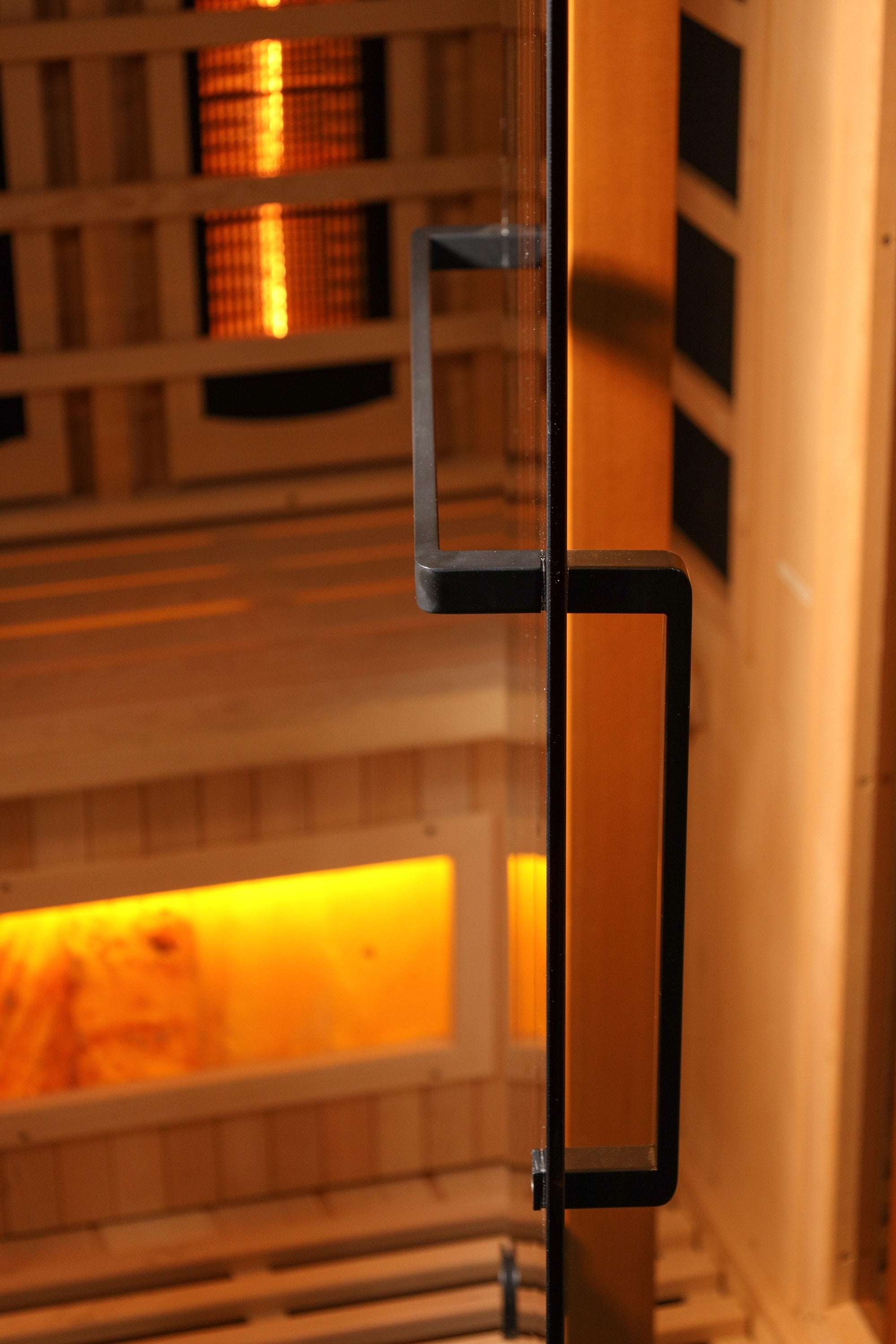 Golden Designs 3-Person Corner Full Spectrum PureTech™ Near Zero EMF FAR Infrared Sauna with Himalayan Salt Bar (Copy)