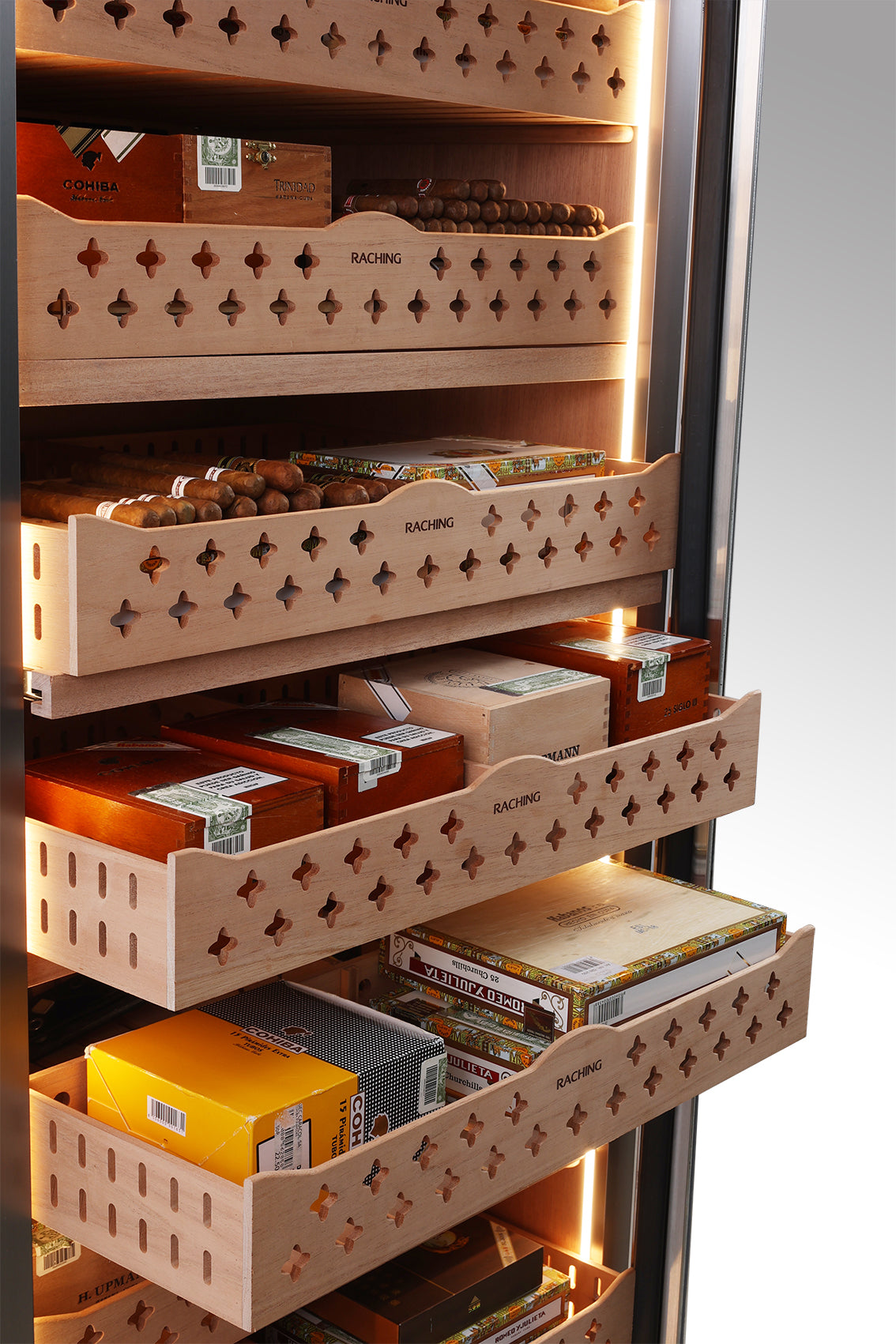 CT48A Cigar Humidor