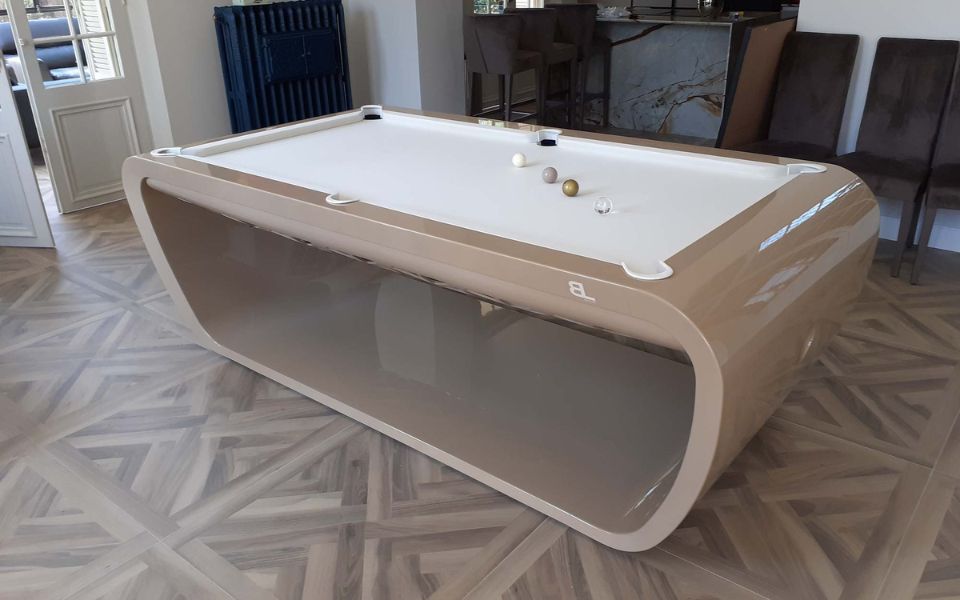 The Blacklight billiard table