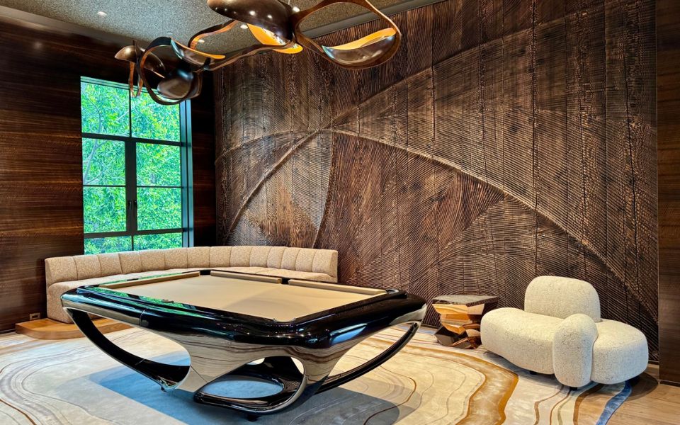The Whitelight pool table